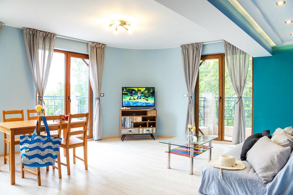 Aparthotel Prostor カヴァルナ エクステリア 写真