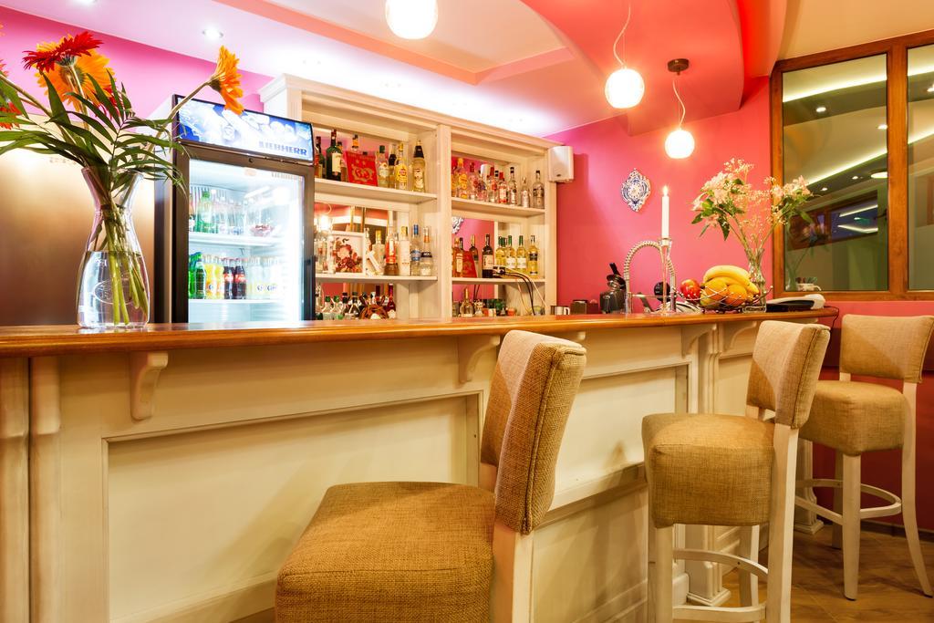 Aparthotel Prostor カヴァルナ エクステリア 写真