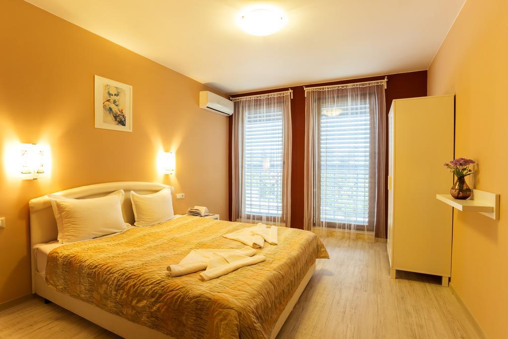 Aparthotel Prostor カヴァルナ エクステリア 写真