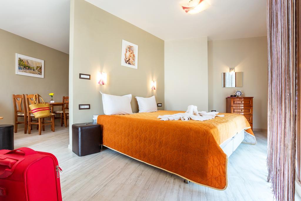 Aparthotel Prostor カヴァルナ エクステリア 写真